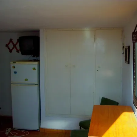 בית הארחה פיסו ליבאדי 	Καραμπεικο מראה חיצוני תמונה